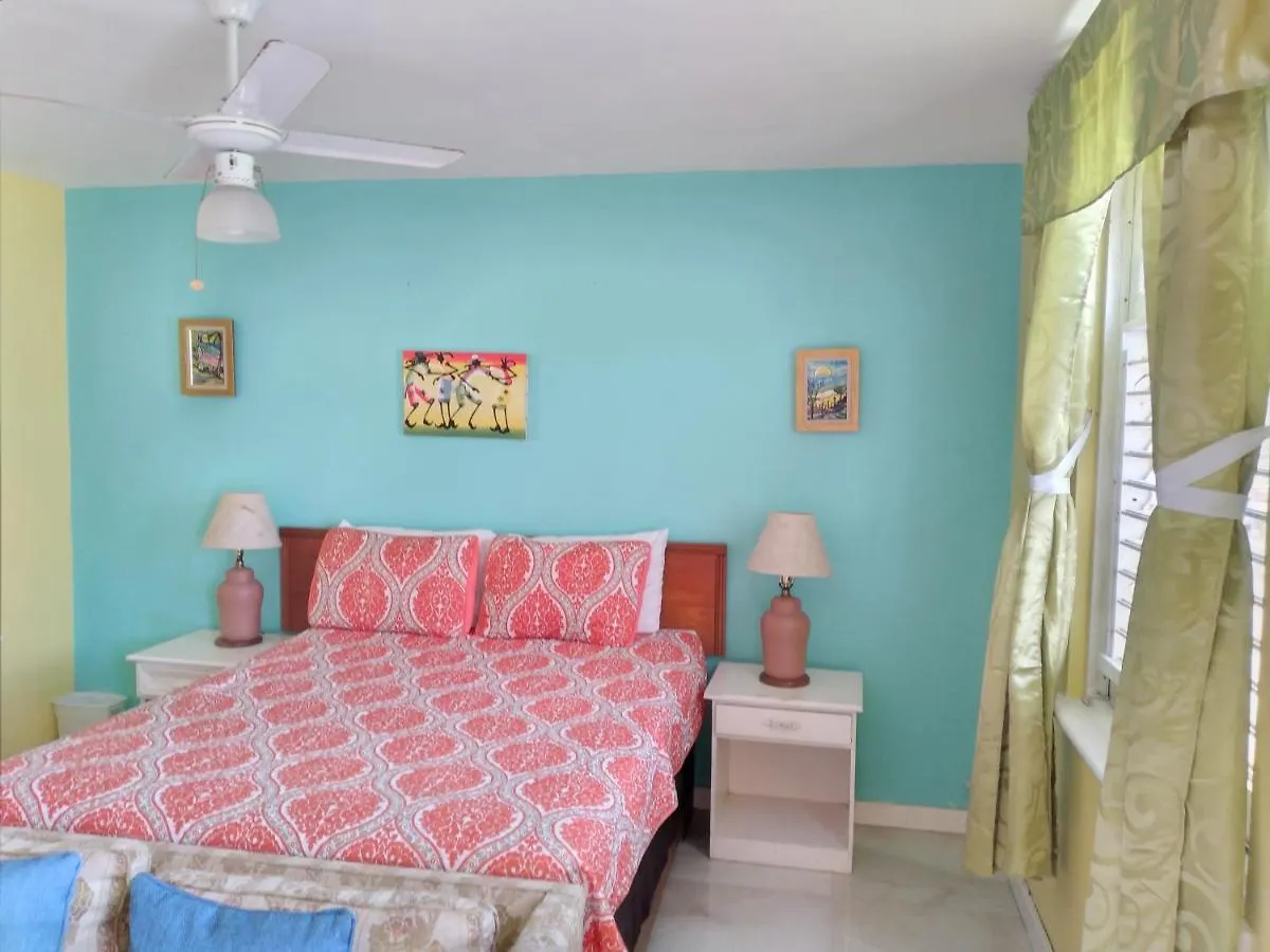 Seacastles By The Beach/Pool Montego Bay