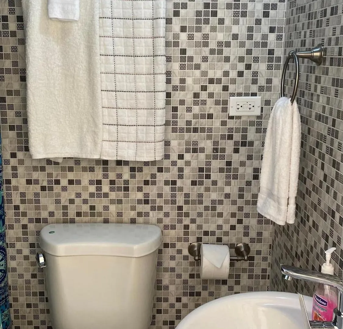 Aparthotel Seacastles By The Beach/Pool Montego Bay