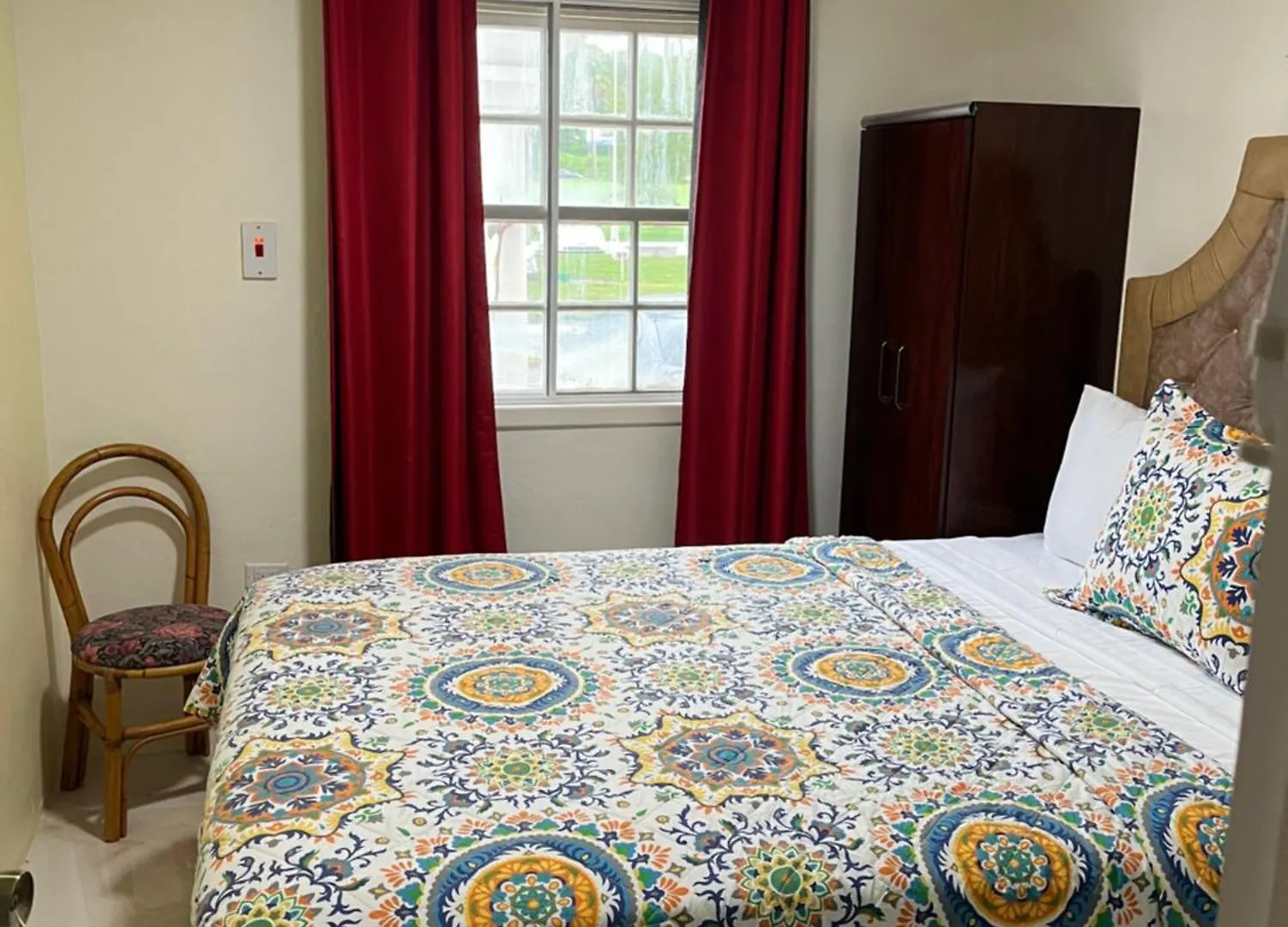 Seacastles By The Beach/Pool Montego Bay Aparthotel