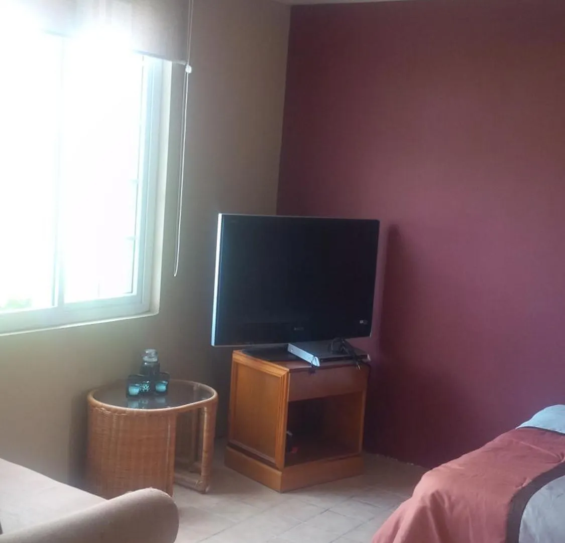 Aparthotel Seacastles By The Beach/Pool Montego Bay