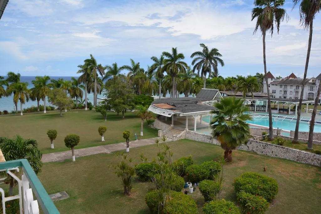 Seacastles By The Beach/Pool Montego Bay Jamaica